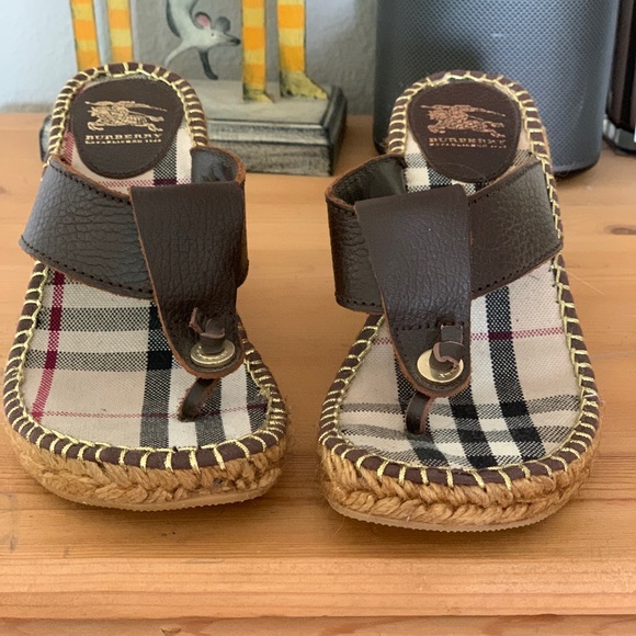 Classic Burberry Wedge Heels size 37 - Picture 1 of 8